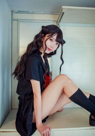 女警呻吟黑人粗大