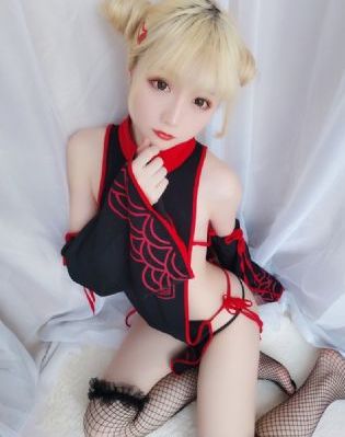 男女一边摸一边做爽爽电视